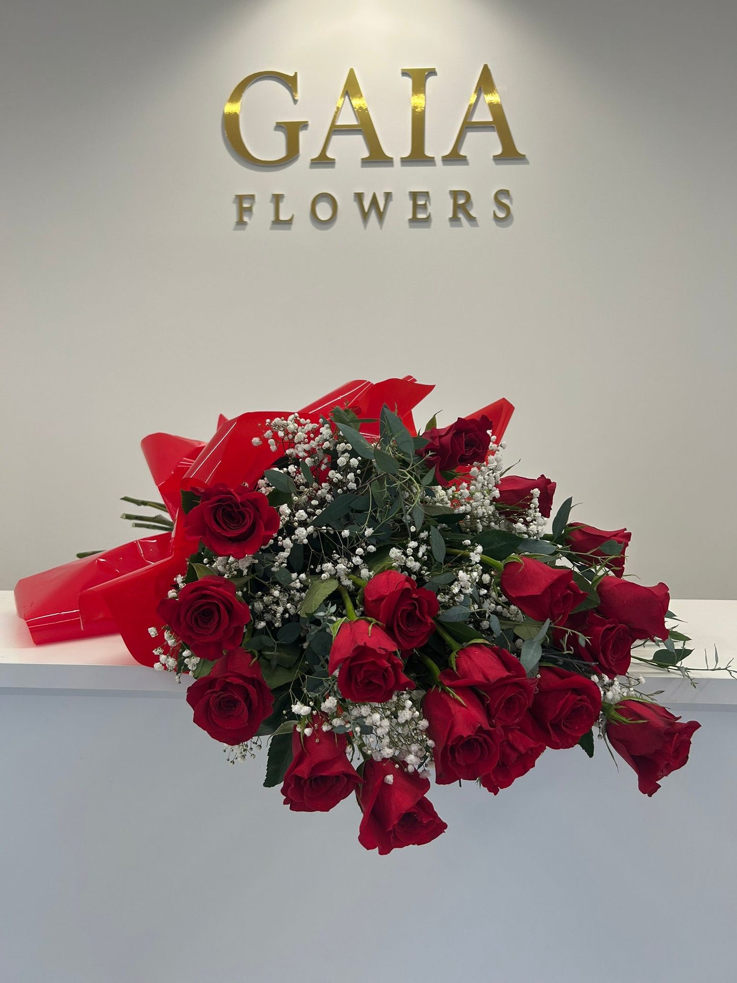 Bouquet "Passione Classica" – Rose Rosse e Gipsofila